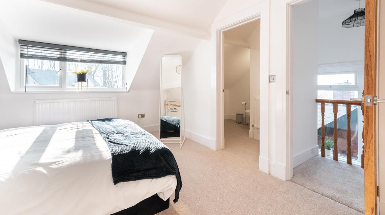 Ty Hapus Newport - Luxury 4 Bedroom Home エクステリア 写真