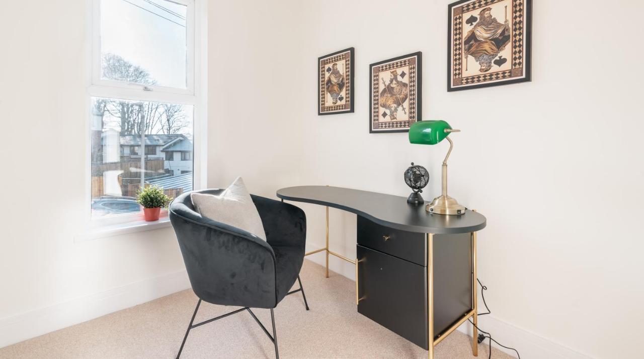 Ty Hapus Newport - Luxury 4 Bedroom Home エクステリア 写真
